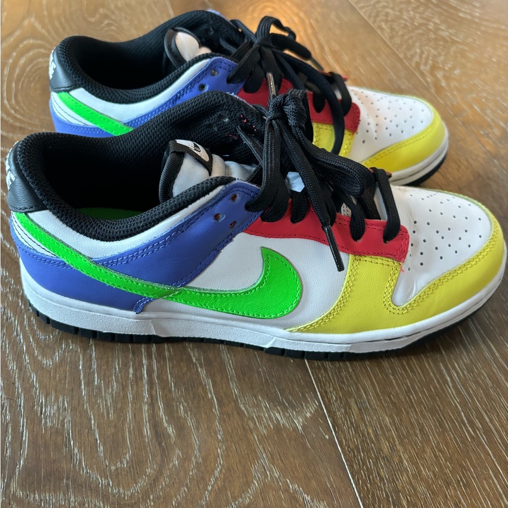Nike Dunk Low Green Strike